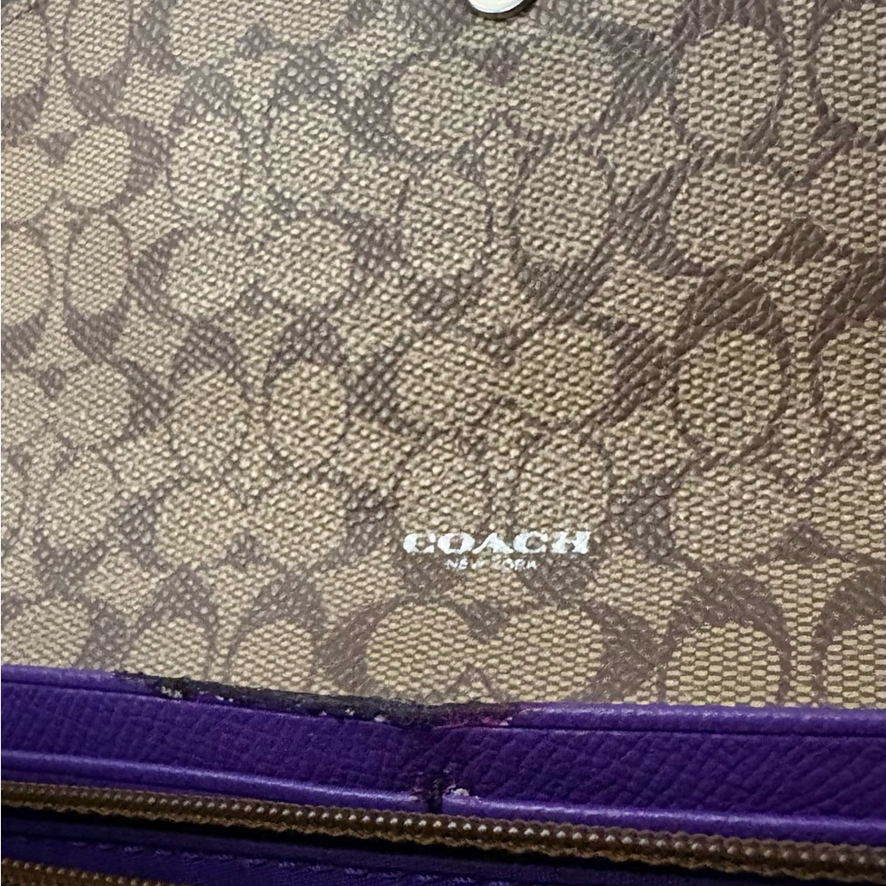 COACH NY Metallic Blue Crossgrain Leather Slim Envelope Wallet Great Condition - Picture 9 of 9